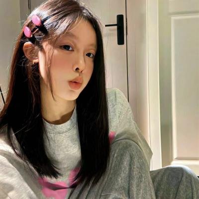 在他的阴影下